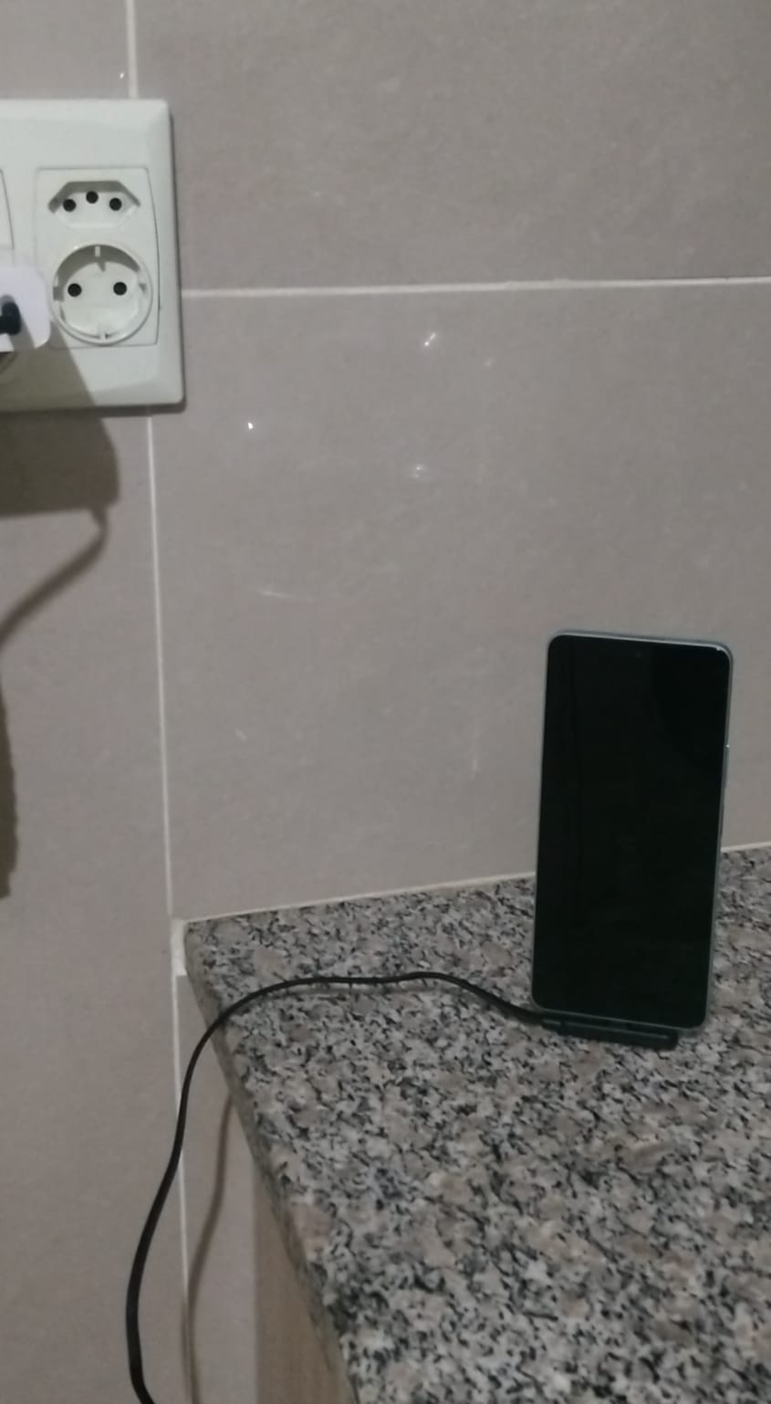 240W Ultimate Fast Charger & Phone Stand